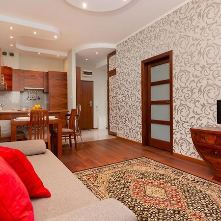 Apartments Chelmonskiego Warsaw Ursus By Noclegi Renters Dış mekan fotoğraf