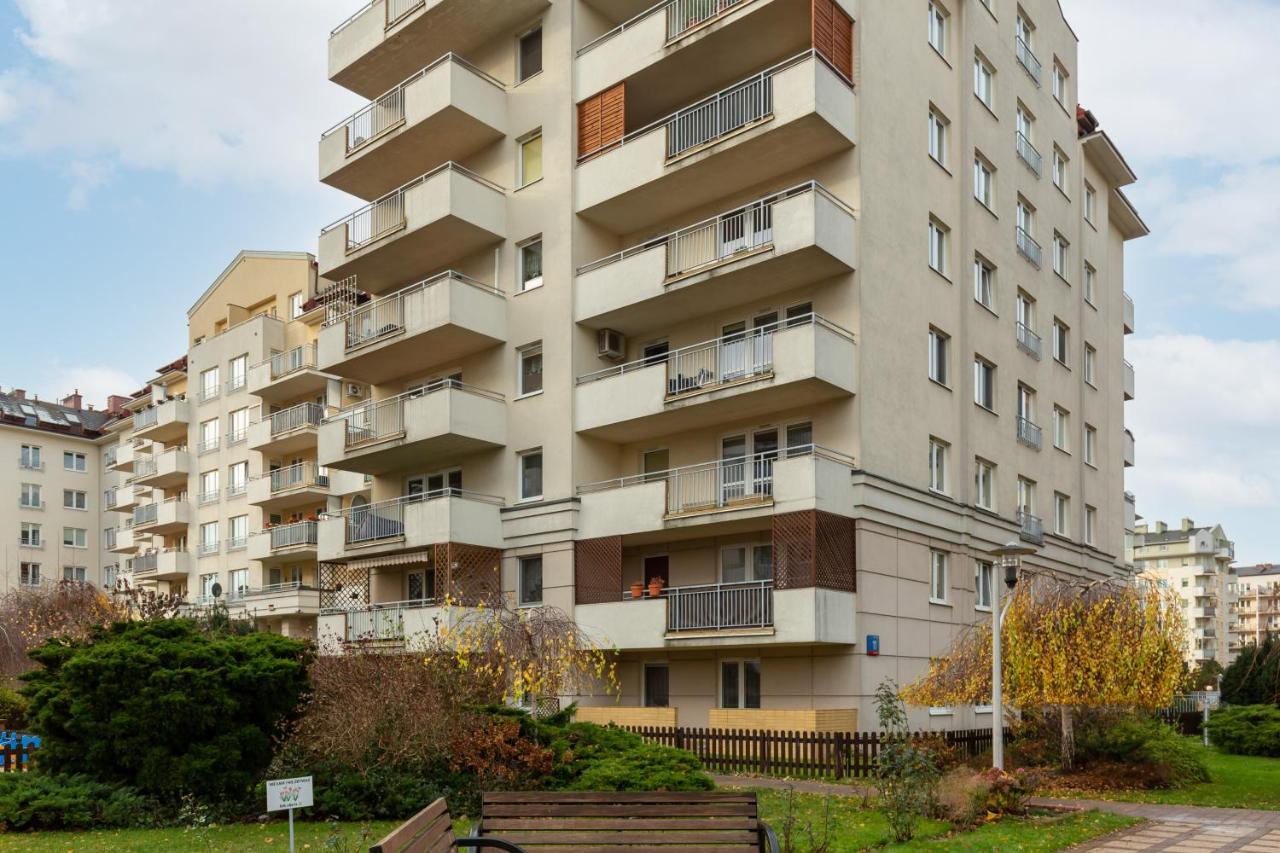 Apartments Chelmonskiego Warsaw Ursus By Noclegi Renters Dış mekan fotoğraf