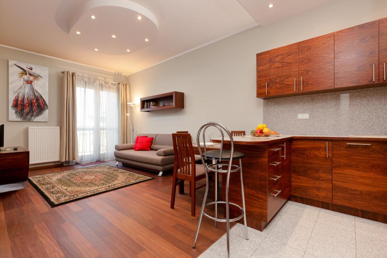 Apartments Chelmonskiego Warsaw Ursus By Noclegi Renters Dış mekan fotoğraf